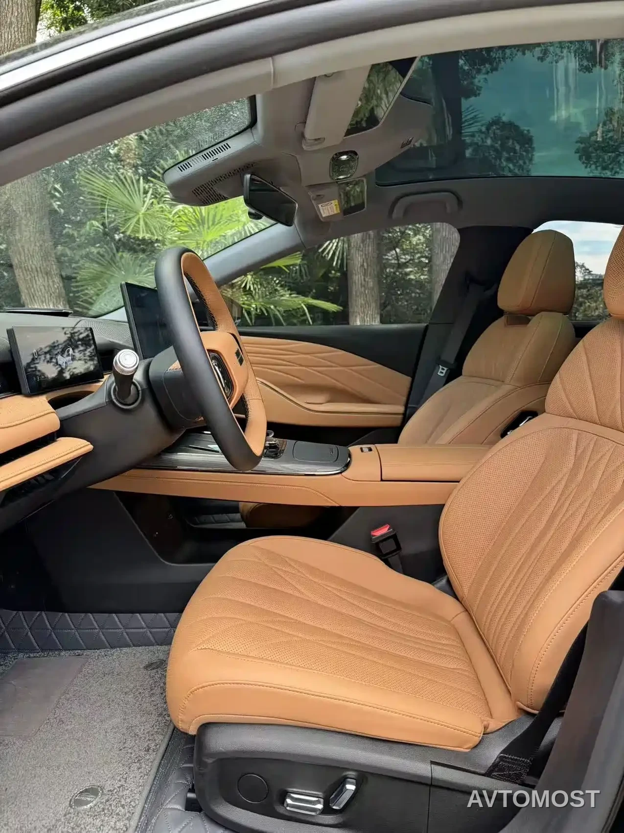 Geely Galaxy Xingyao 8 2025 130km EM-i Premium Edition — фото 7