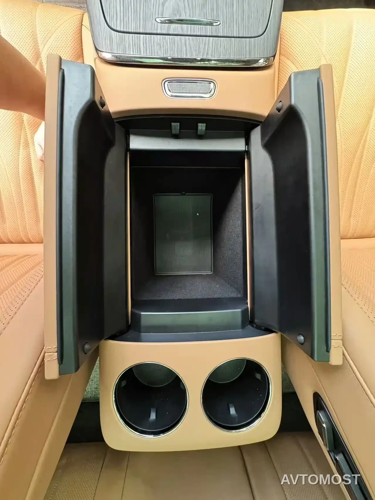 Geely Galaxy Xingyao 8 2025 130km EM-i Premium Edition — фото 14