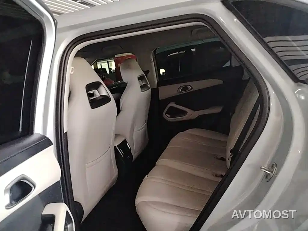 BYD Yuan UP 2025 Model 301KM Navigator — фото 17