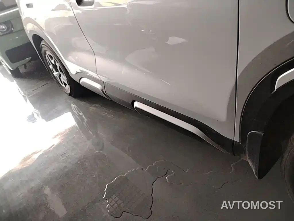 BYD Yuan UP 2025 Model 301KM Navigator — фото 21