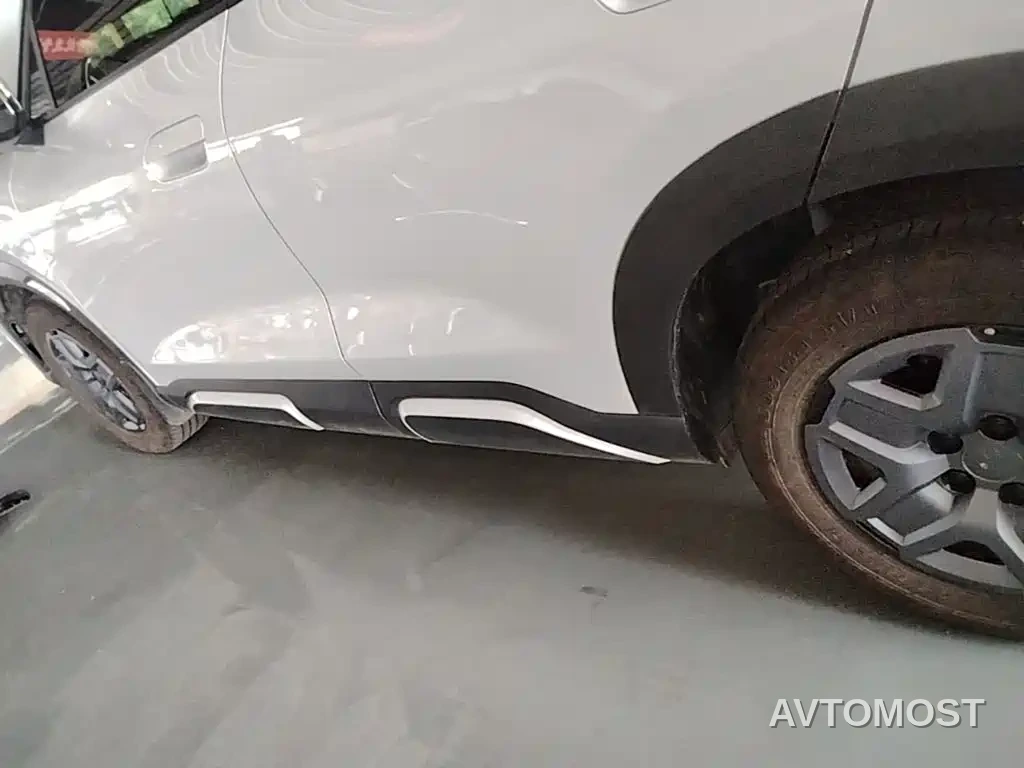 BYD Yuan UP 2025 Model 301KM Navigator — фото 22