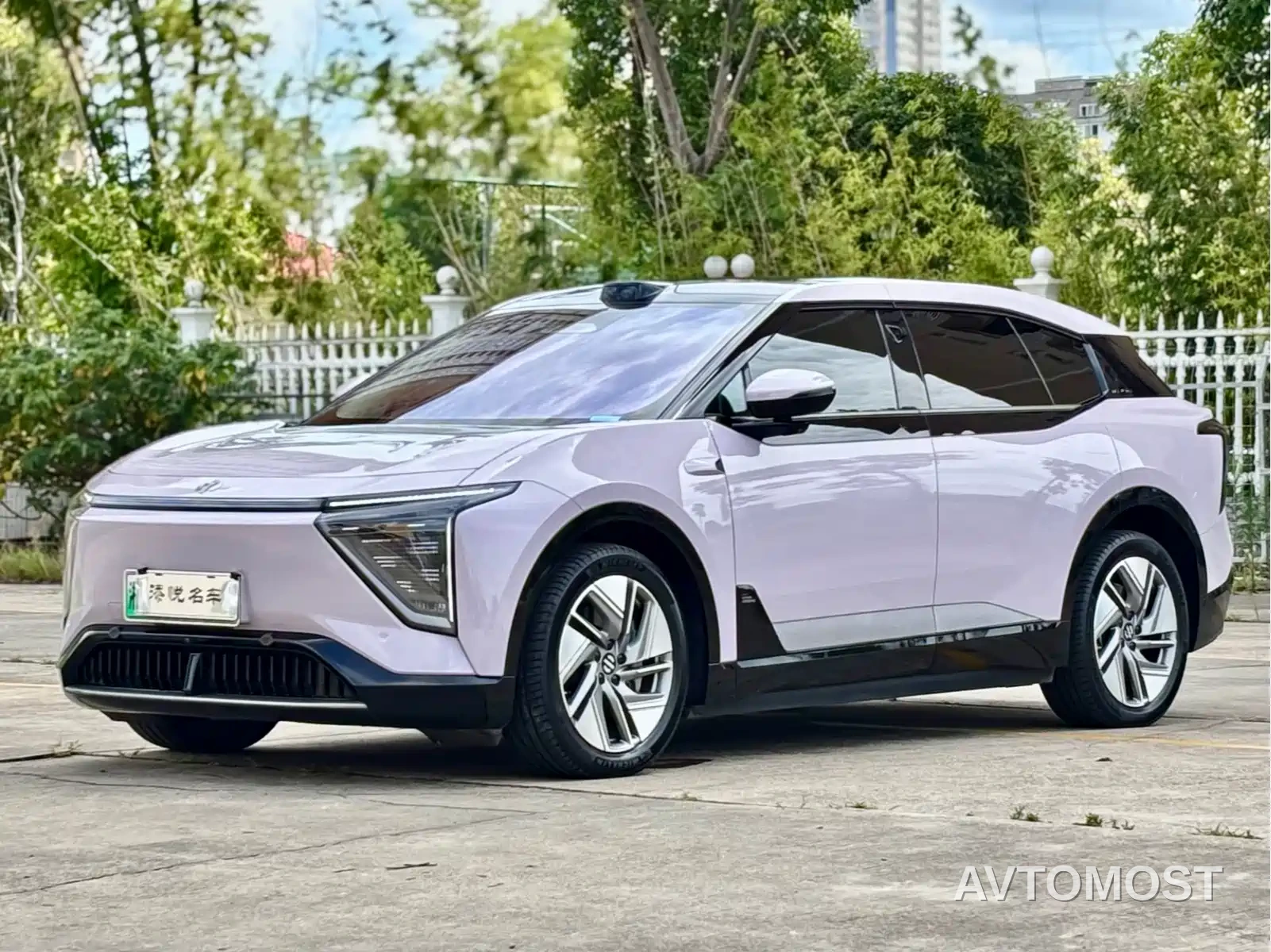 HiPhi Y 2023 560km Elite Edition — фото 2