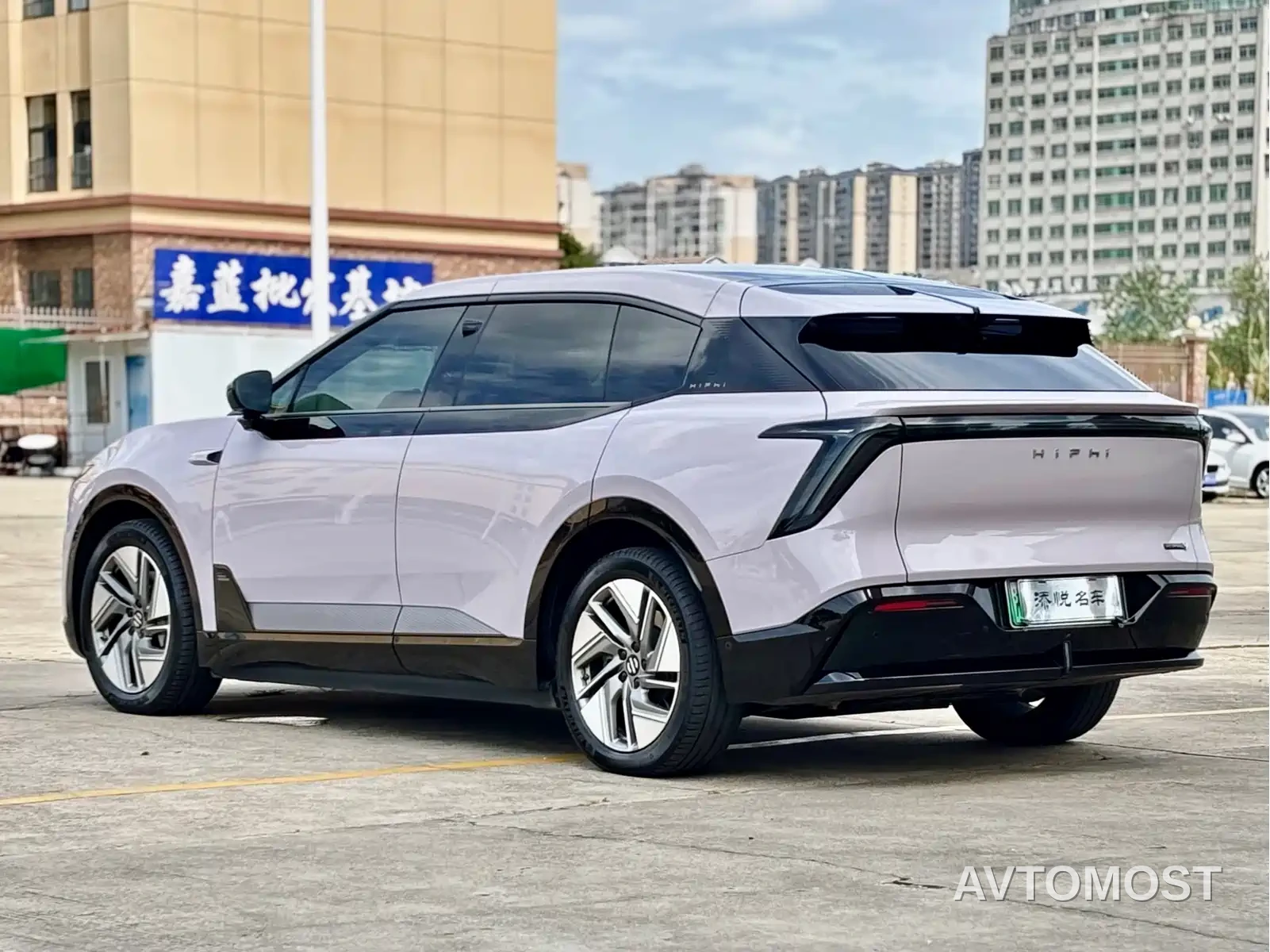 HiPhi Y 2023 560km Elite Edition — фото 5