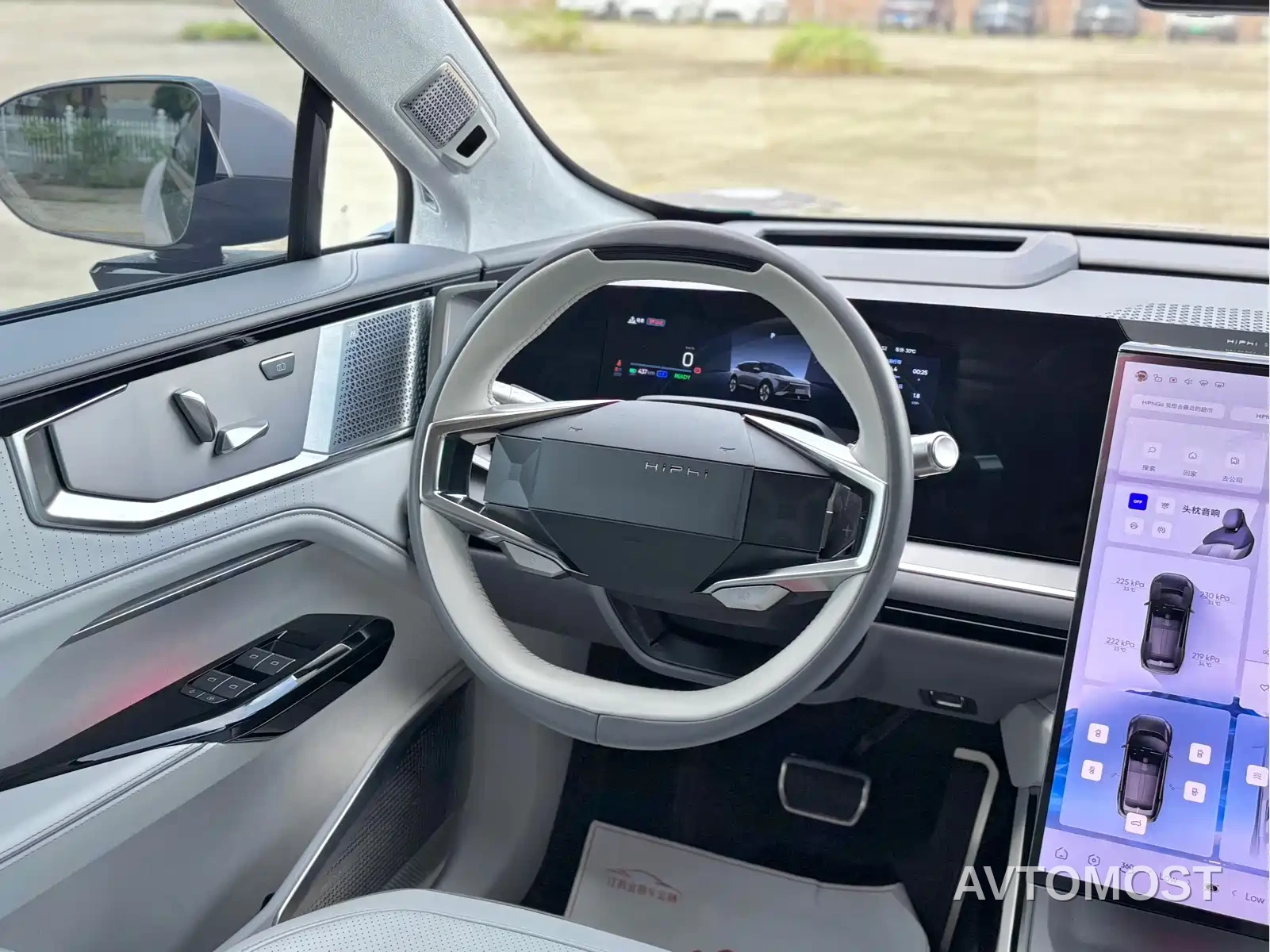 HiPhi Y 2023 560km Elite Edition — фото 13