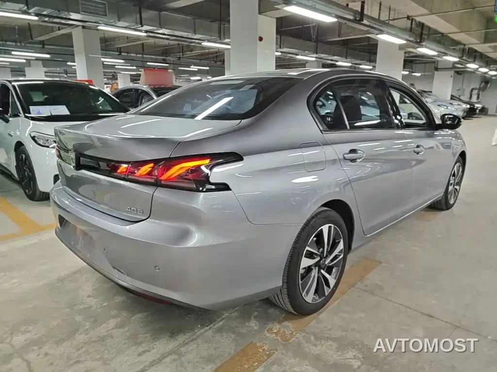 Peugeot 408 2022 1.6T Light Chaser Edition — фото 6