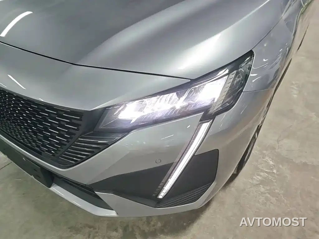 Peugeot 408 2022 1.6T Light Chaser Edition — фото 22