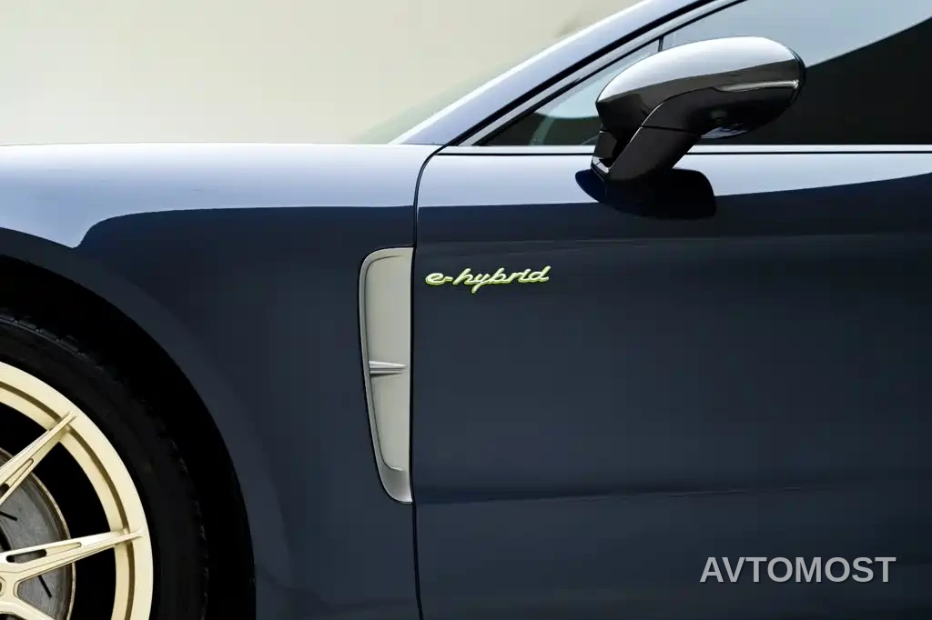 Porsche Panamera New Energy 2022 Panamera 4 E-Hybrid Platinum Edition 2.9T — фото 7