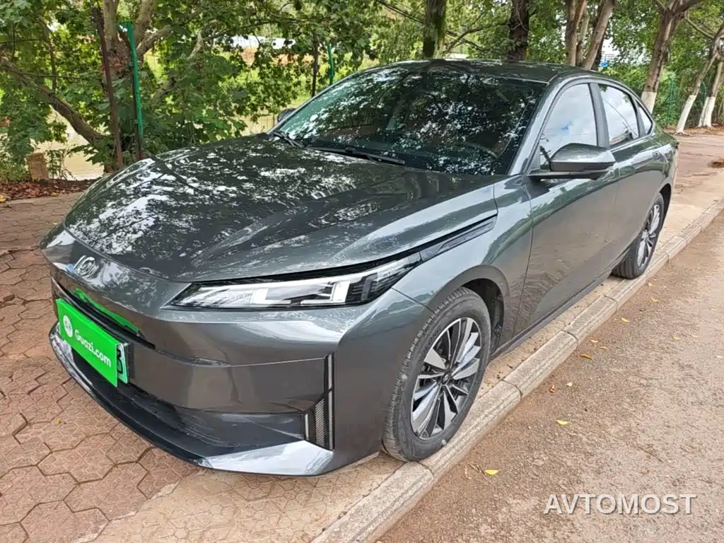 Changan Qiyuan A05 2024 Deluxe Edition 70 Surpass — фото 2