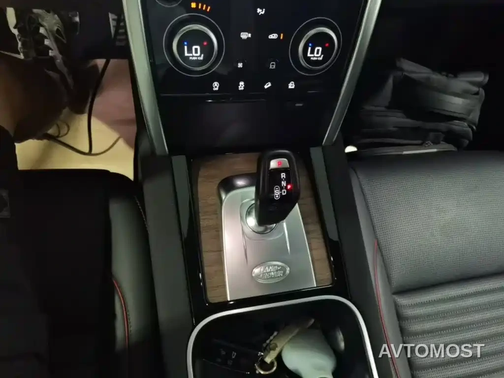Land Rover Discovery Sport 2022 Model 249PS R-Dynamic S Performance Edition 5-Seater — фото 12