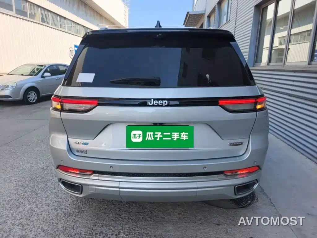 Jeep Grand Cherokee 4xe (Import) 2023 4xe Summit Edition — фото 6
