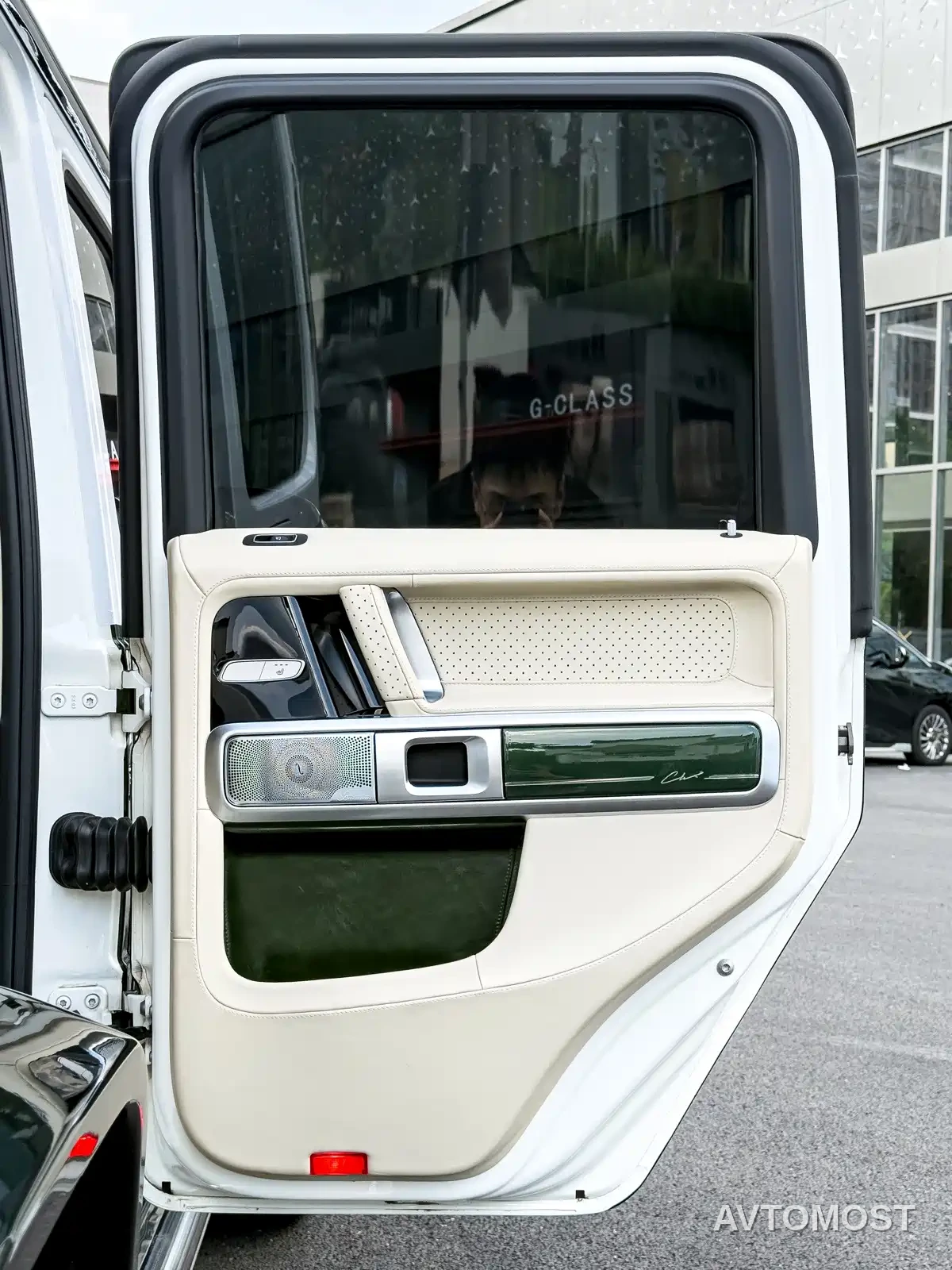 Mercedes-Benz G-Class 2020 G 350 — фото 17