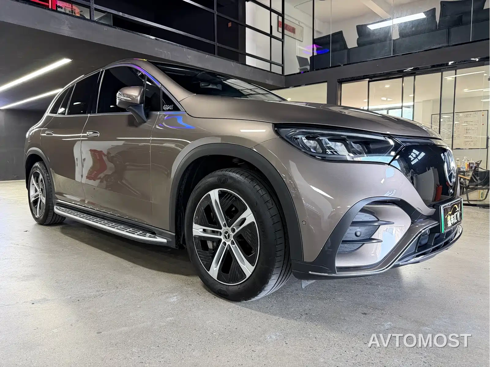 Mercedes-Benz EQE SUV 2023 350 4MATIC Pioneer Edition — фото 3