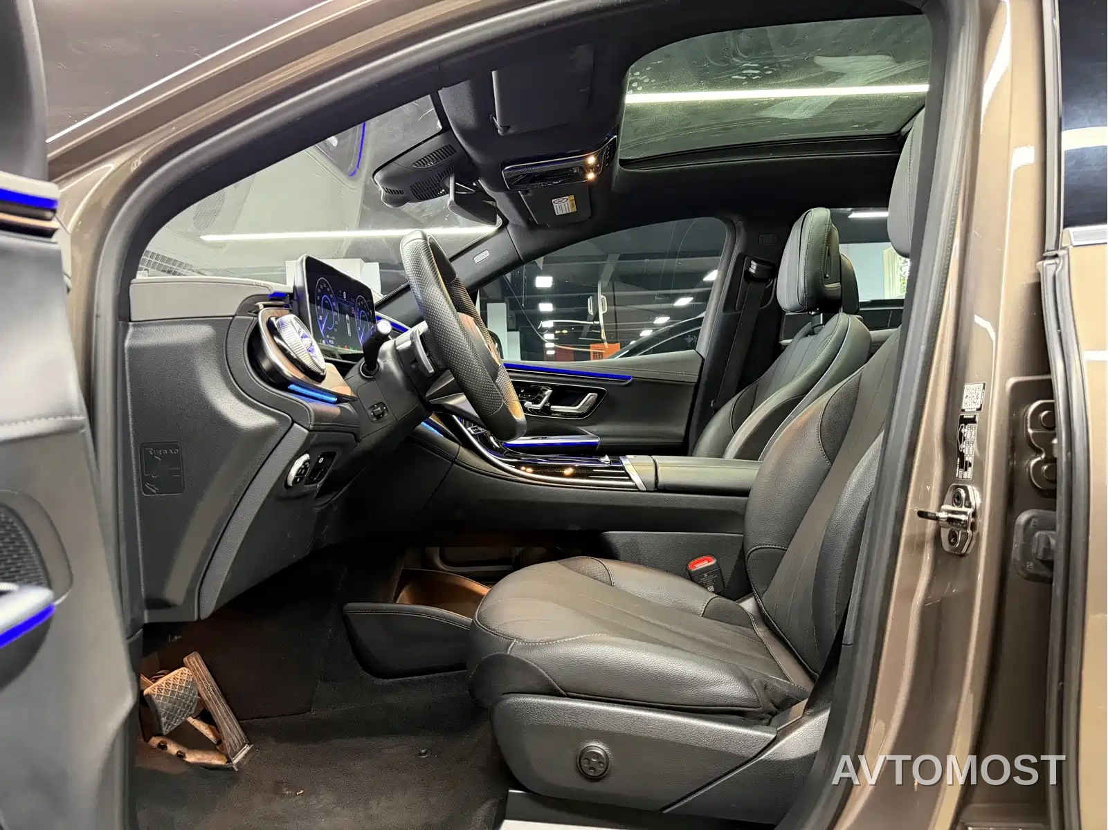 Mercedes-Benz EQE SUV 2023 350 4MATIC Pioneer Edition — фото 4