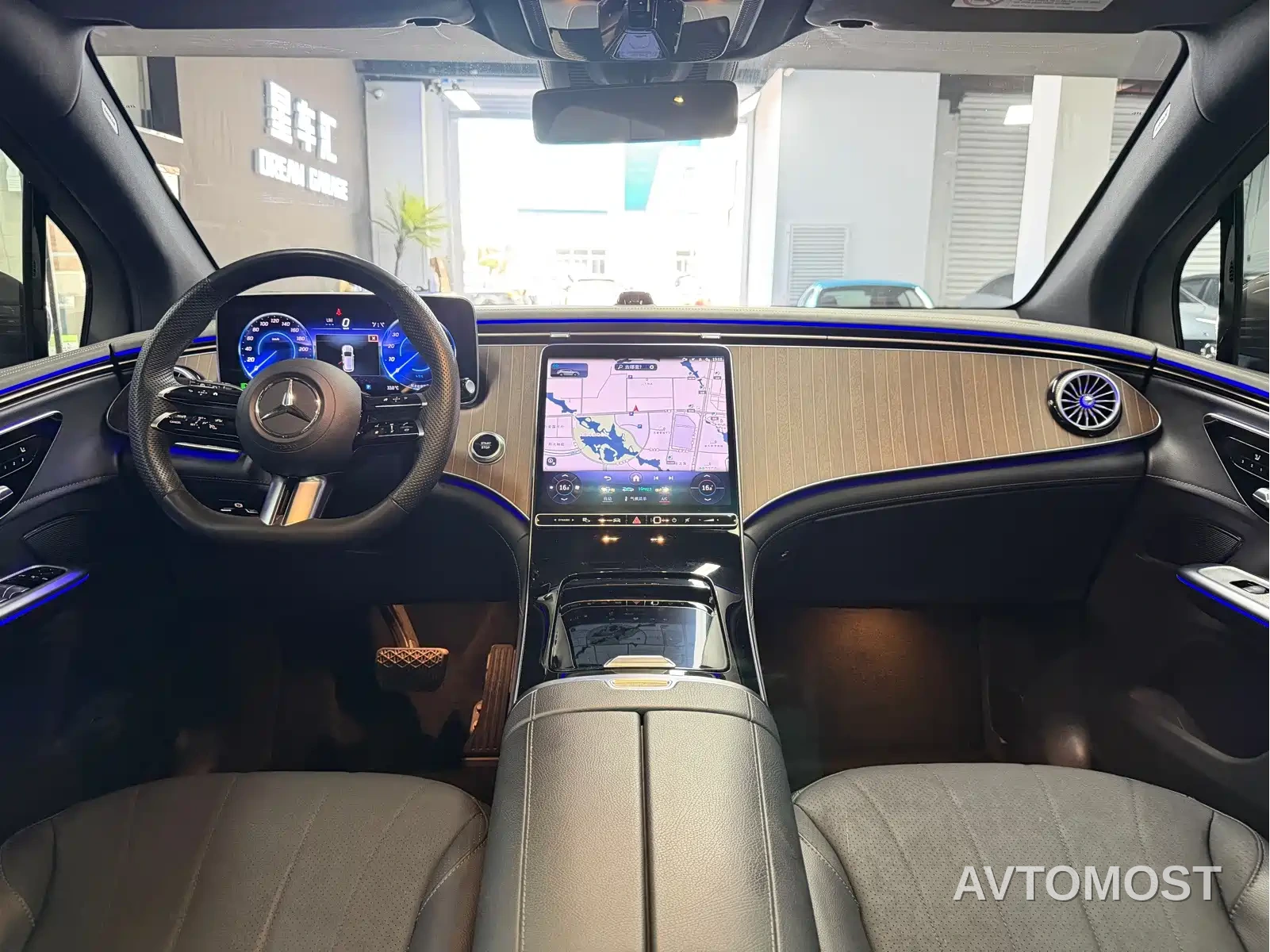 Mercedes-Benz EQE SUV 2023 350 4MATIC Pioneer Edition — фото 6