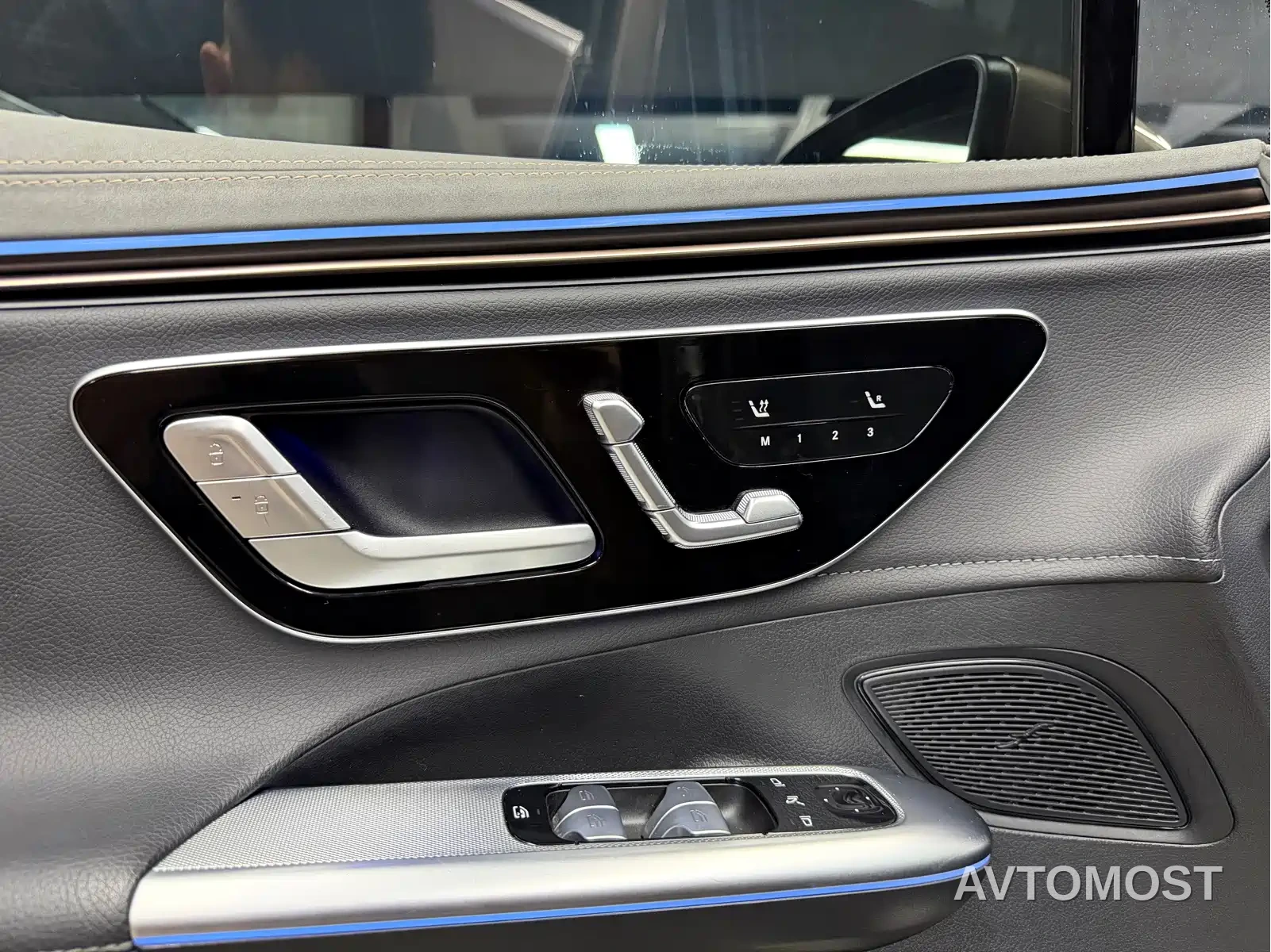 Mercedes-Benz EQE SUV 2023 350 4MATIC Pioneer Edition — фото 19