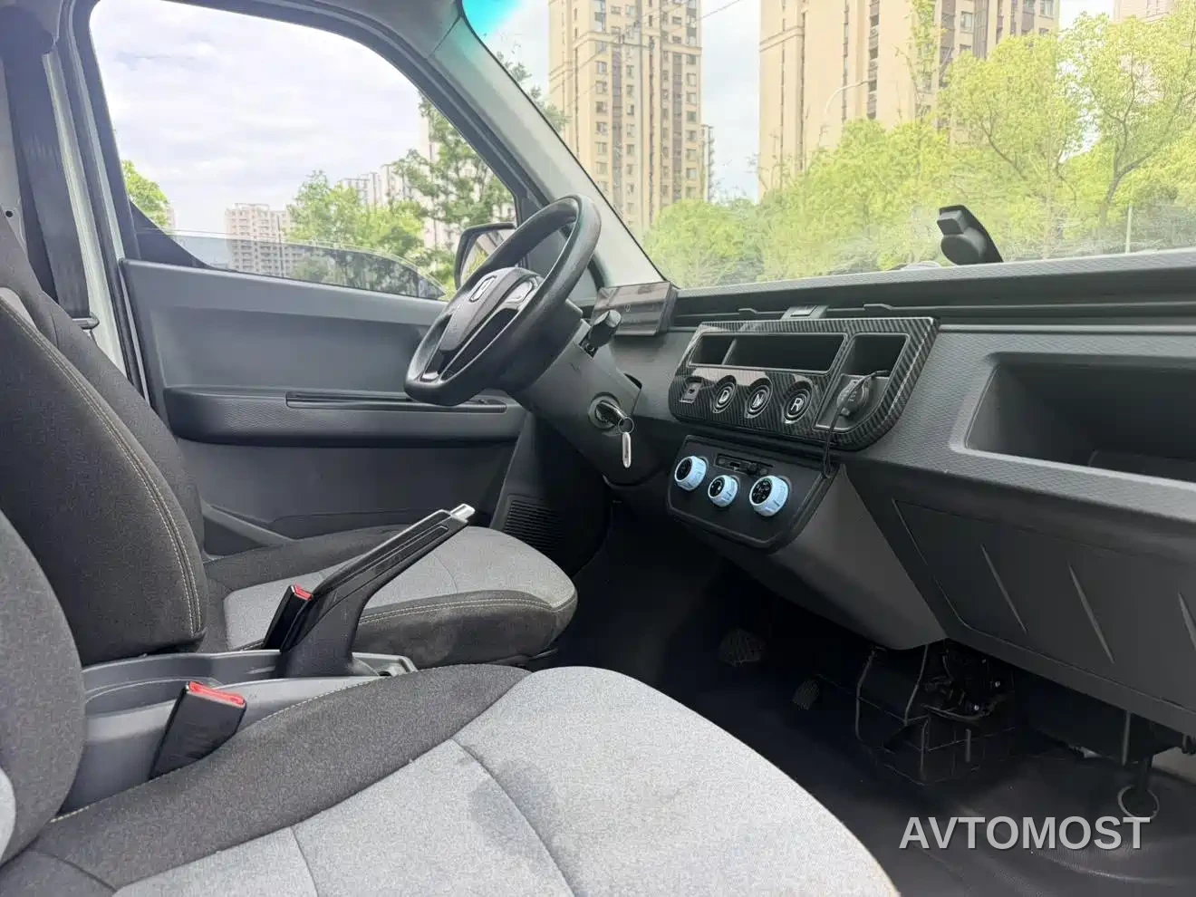 Yuan Cheng FarStar V 2022 Xingxiang V6E Premium Long Wheelbase Gotion 38.7kWh — фото 4