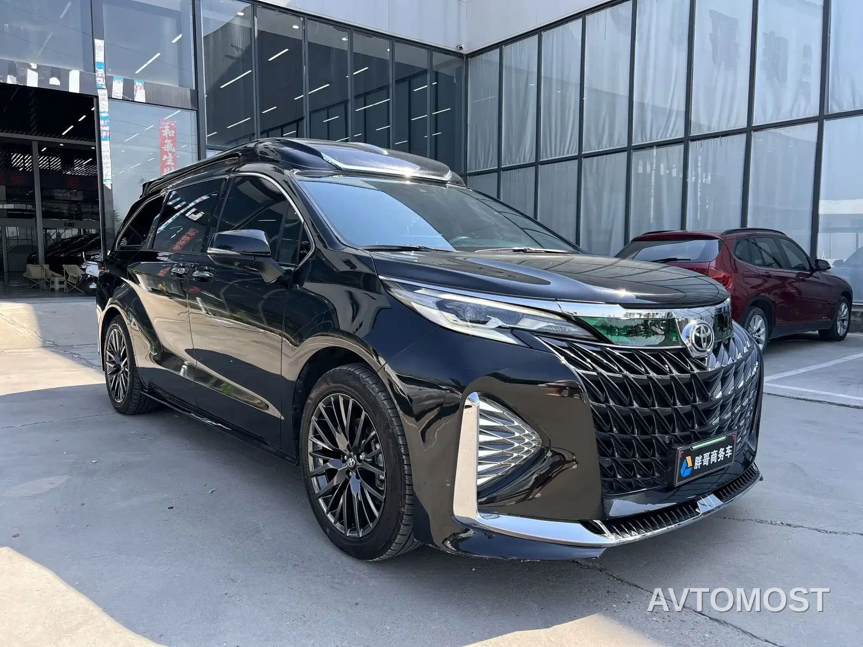 Huadong Business Van 2025 2.5L Hybrid High Roof Comfort — фото 3