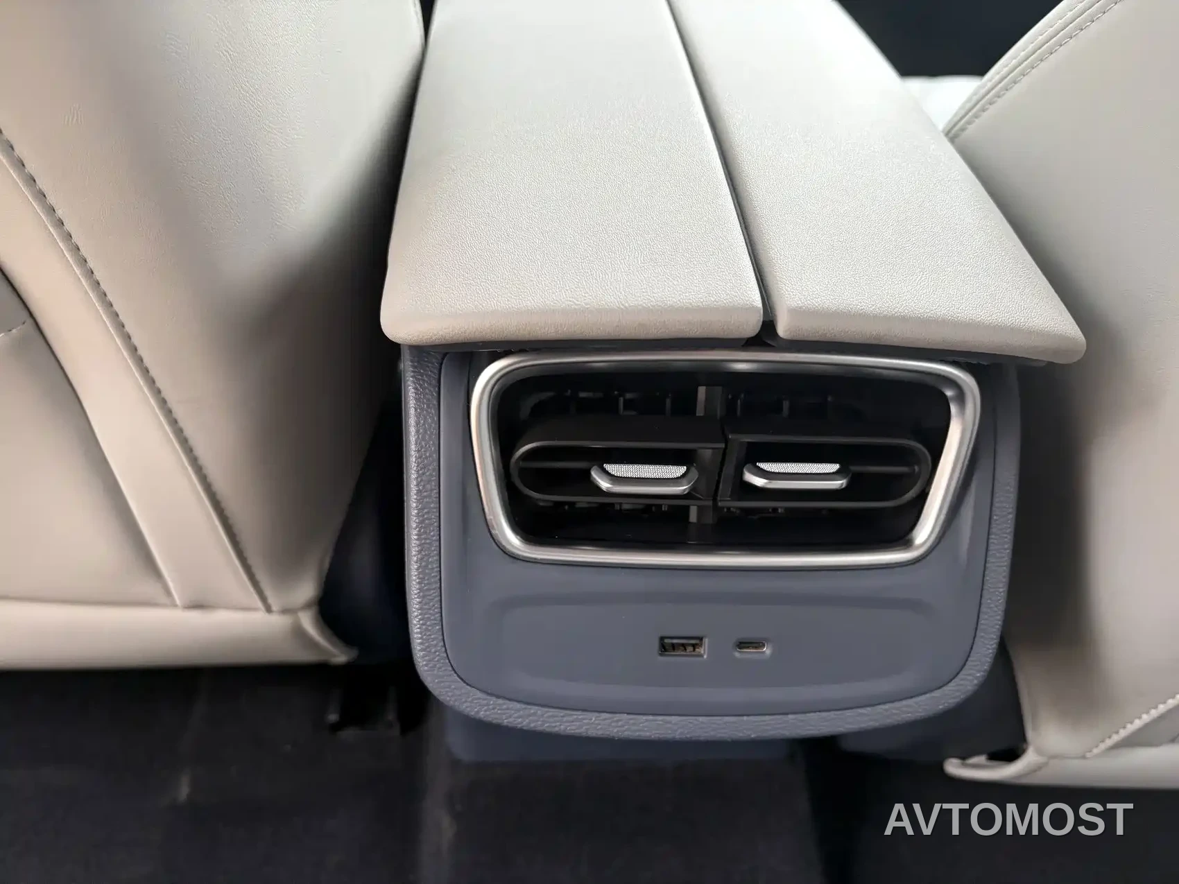 Chery Fengyun A8L 2025 1.5TGDI 145km Standard Type — фото 9