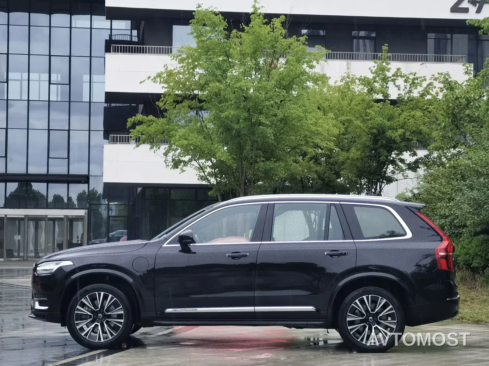 Volvo XC90 Plug-in Hybrid 2023 T8 RECHARGE Intelligent Premium Luxury Edition 7-seater — фото 3