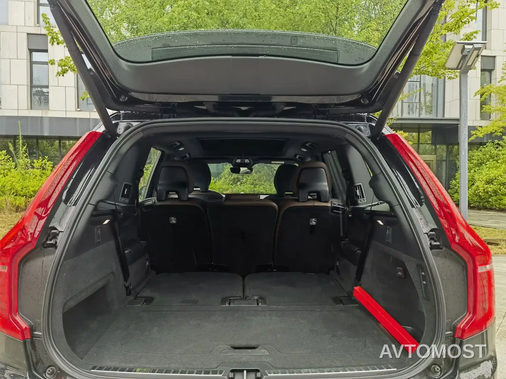 Volvo XC90 Plug-in Hybrid 2023 T8 RECHARGE Intelligent Premium Luxury Edition 7-seater — фото 17