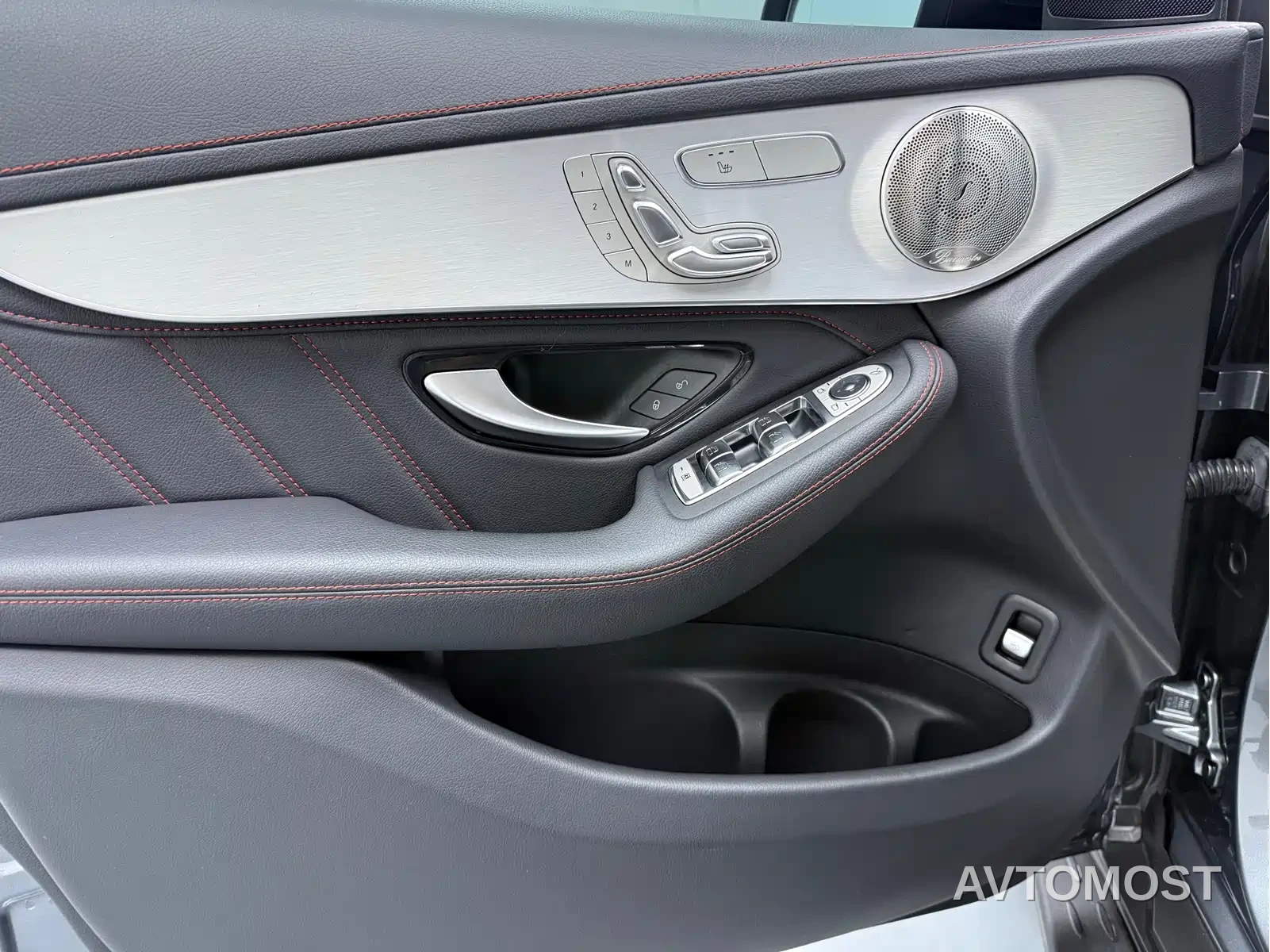 Mercedes-Benz GLC Coupe AMG 2022 AMG GLC 43 4MATIC Coupe SUV — фото 4