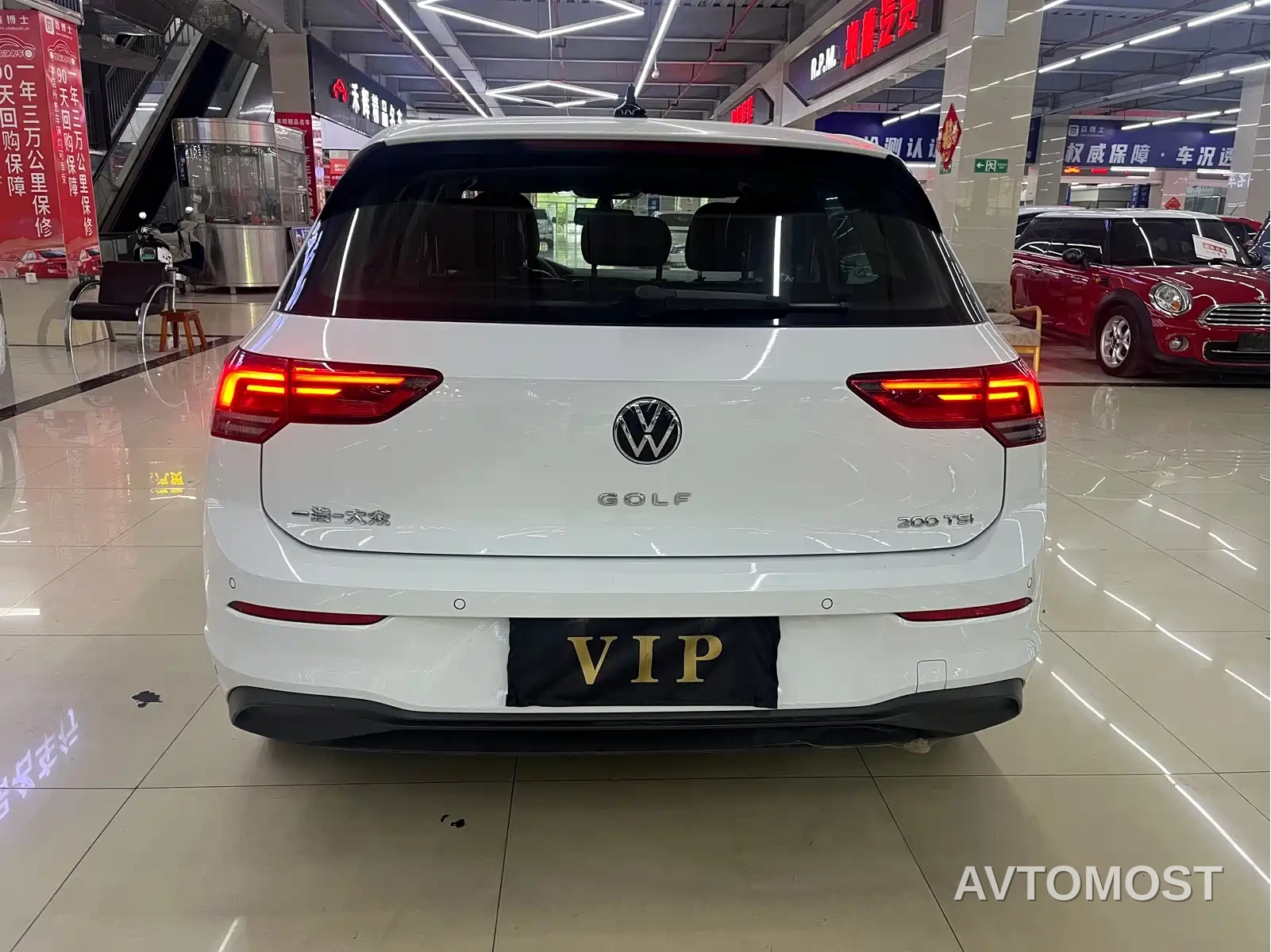 Volkswagen Golf 2023 200TSI DSG Pro — фото 12