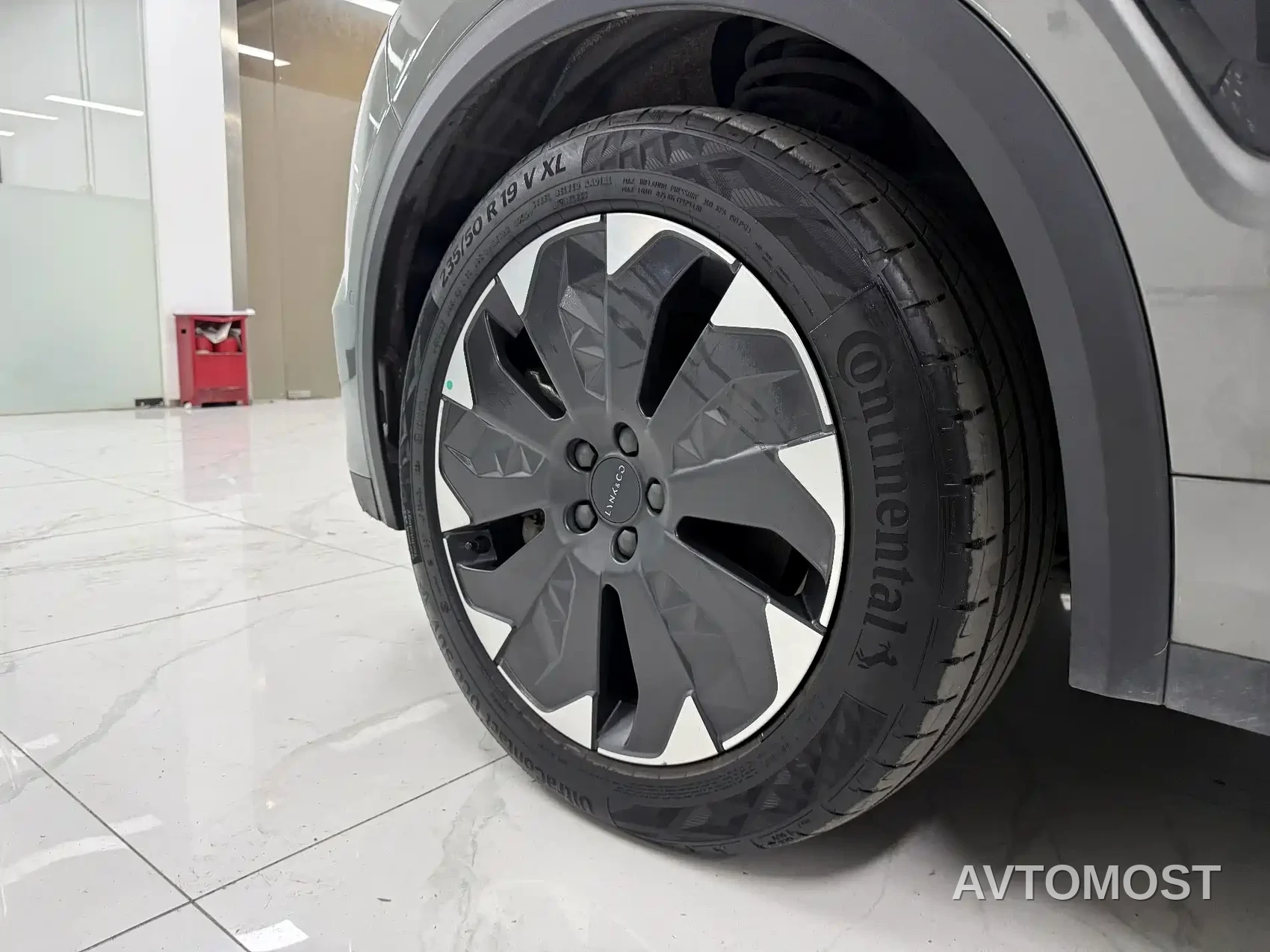 Lynk & Co 05 EM-P 2021 1.5TD PHEV HALO — фото 6