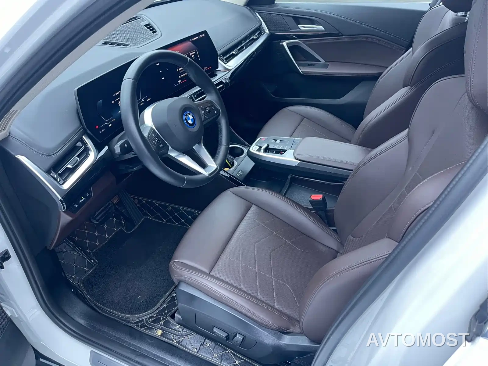 BMW iX1 2023 eDrive25L X Design Package — фото 8