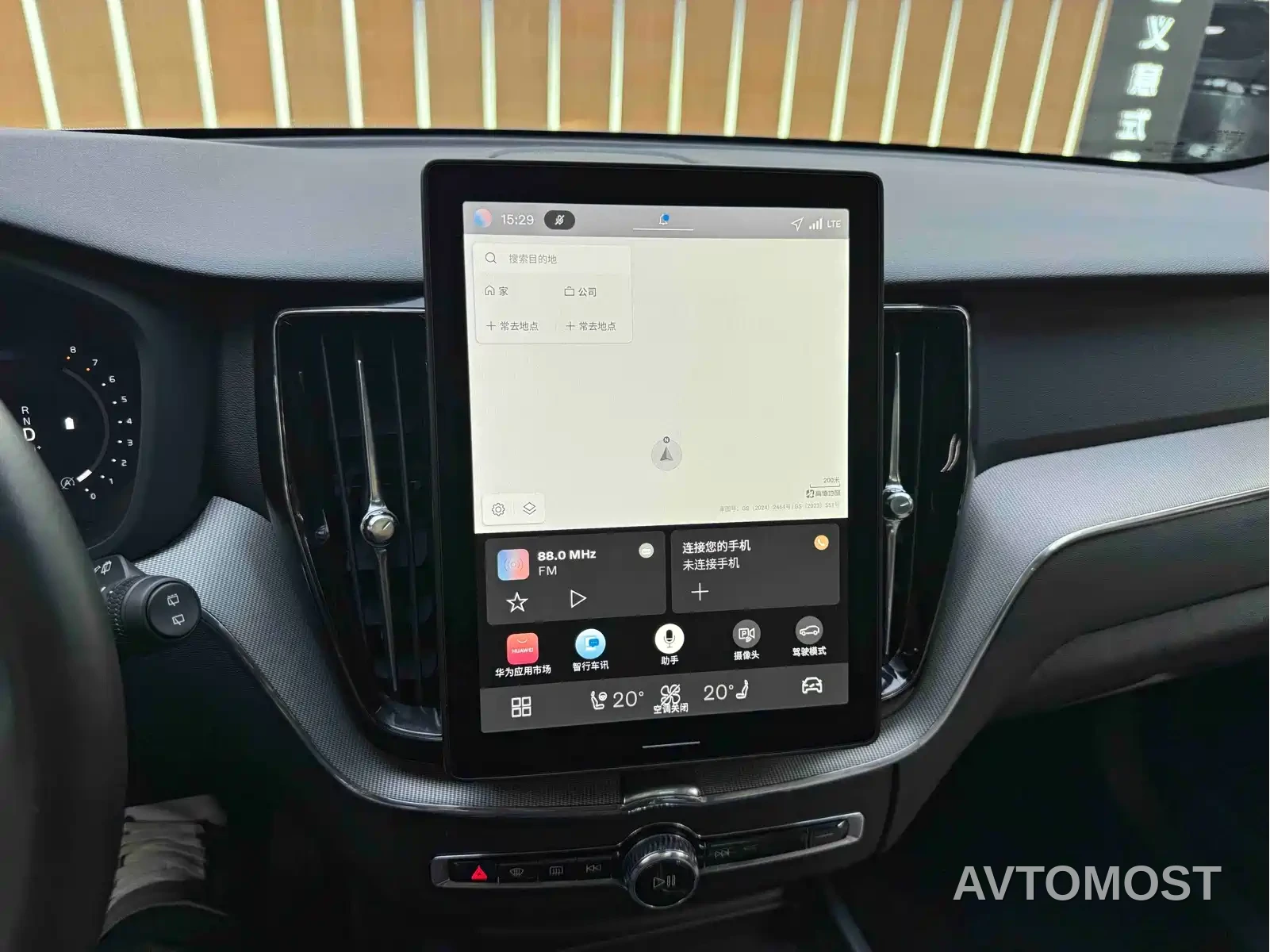 Volvo XC60 2026 Model B5 AWD Smart Elite Luxury — фото 12