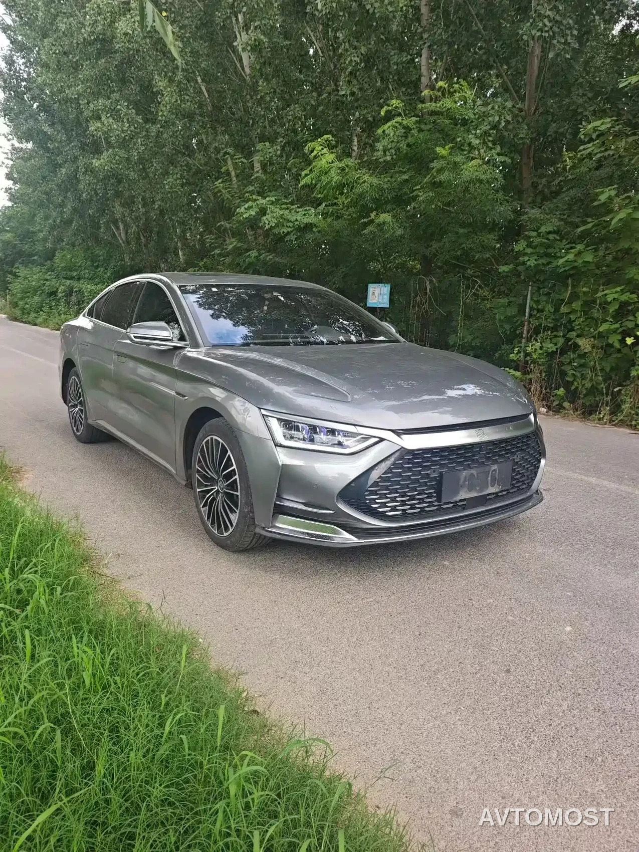 BYD Han 2020 DM AWD Performance Luxury Edition — фото 3
