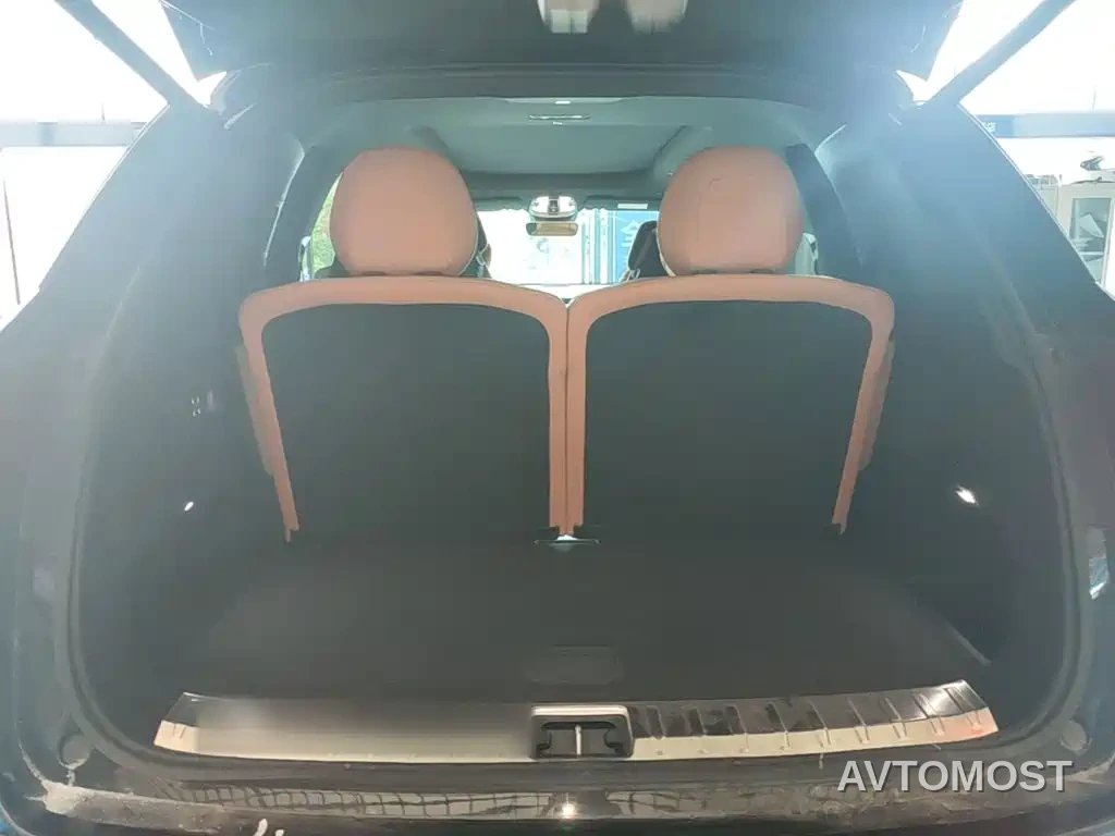 Lynk & Co 09 2021 2.0T Halo 6-Seater — фото 19