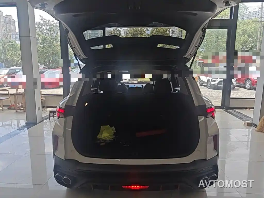Geely Binyue 2022 Binyue COOL 1.5TD DCT Hot Power Edition — фото 15