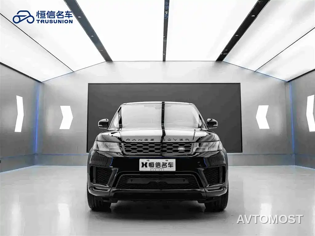 Land Rover Range Rover Sport 2021 3.0 L6 Gloss Black Edition — фото 2