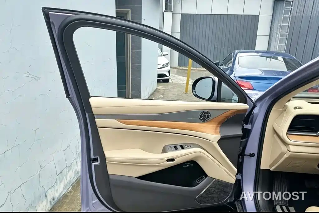 Denza N7 2025 Model 630 AWD Smart Drive Dual-LiDAR Flagship Edition — фото 6