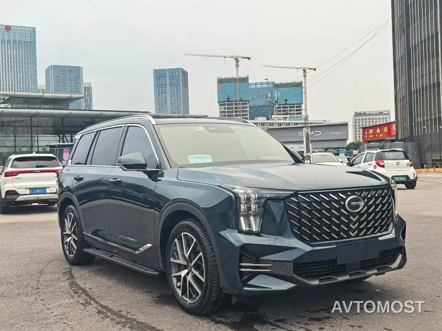 GAC Trumpchi GS8 2022 Dual Engine Series 2.0TM 2WD Premium Edition (7-Seater) — фото 2
