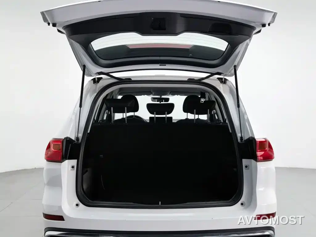 Haval M6 2023 PLUS 1.5T Manual Elite Smart Connect — фото 14