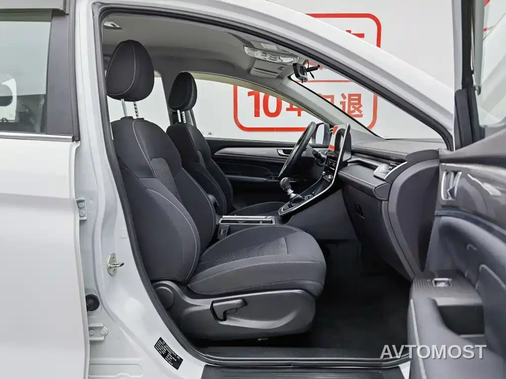 Haval M6 2023 PLUS 1.5T Manual Elite Smart Connect — фото 21