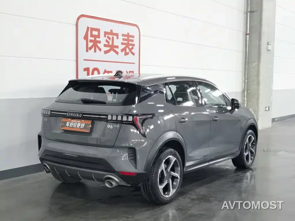 Lynk & Co 06 EM-P 2022 PHEV 84KM Range Pro — фото 1