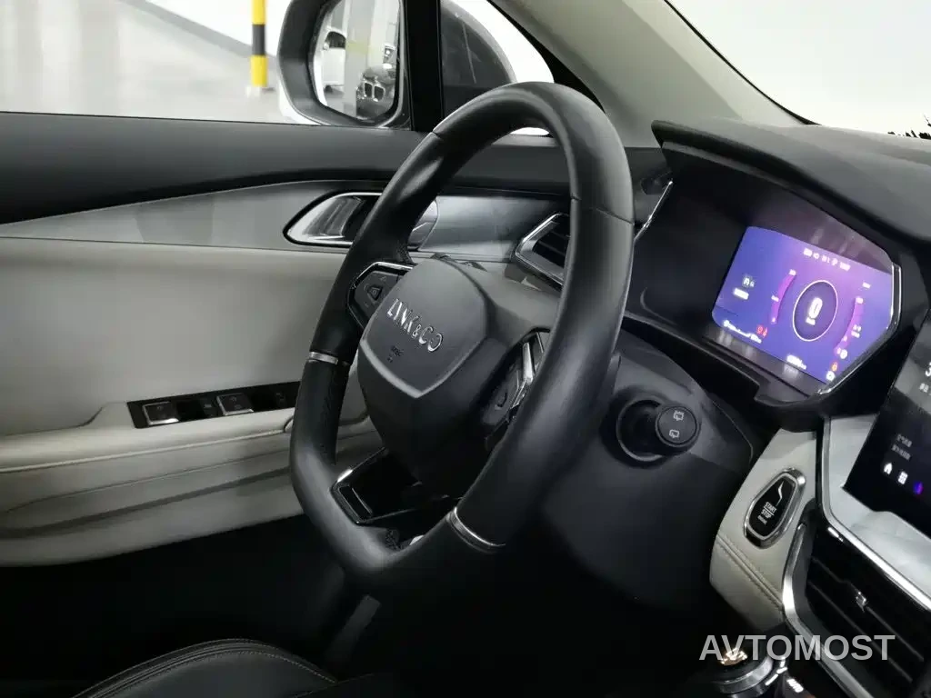Lynk & Co 06 EM-P 2022 PHEV 84KM Range Pro — фото 21