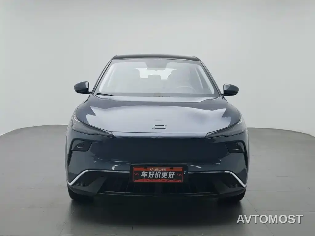 Besturn Yueyi 03 2025 Model 445km Joy Edition — фото 2