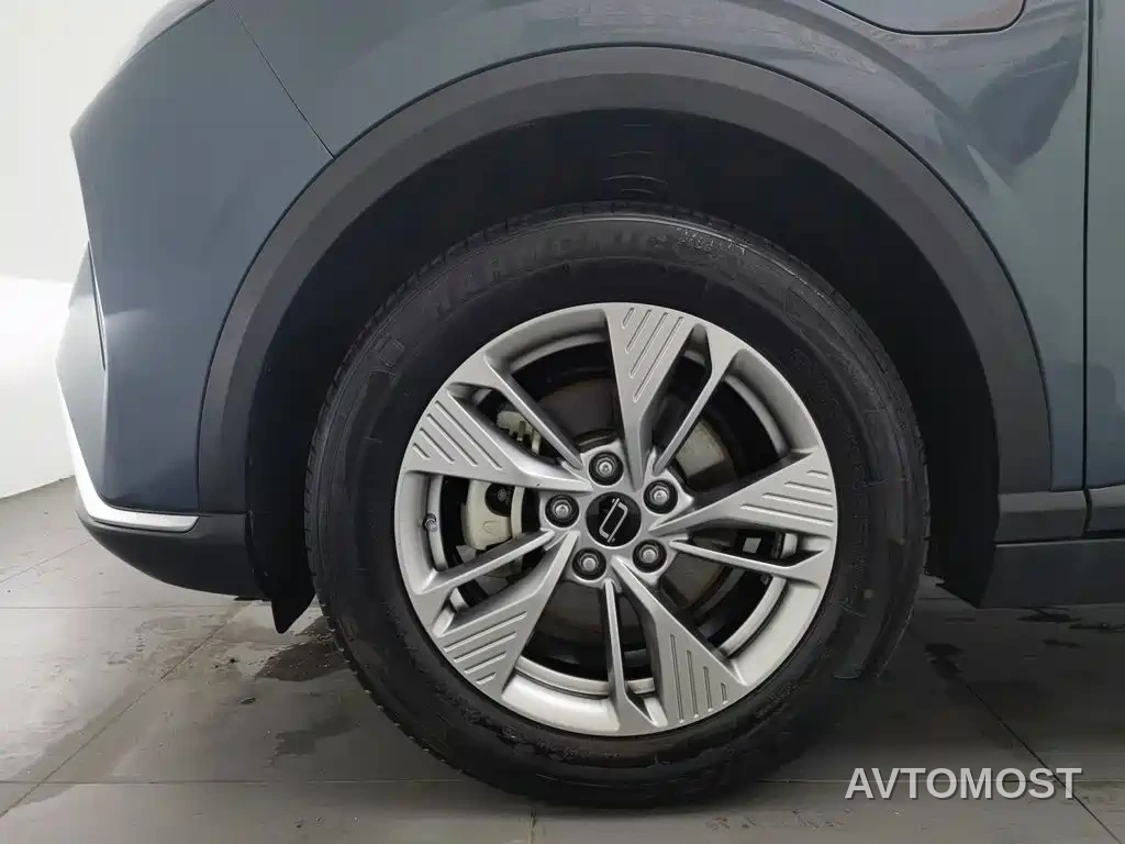 Besturn Yueyi 03 2025 Model 445km Joy Edition — фото 15
