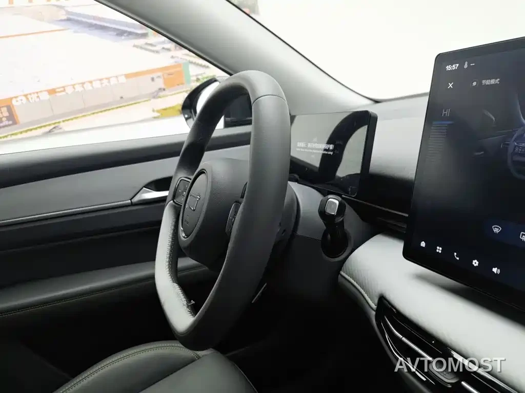 Besturn Yueyi 03 2025 Model 445km Joy Edition — фото 20