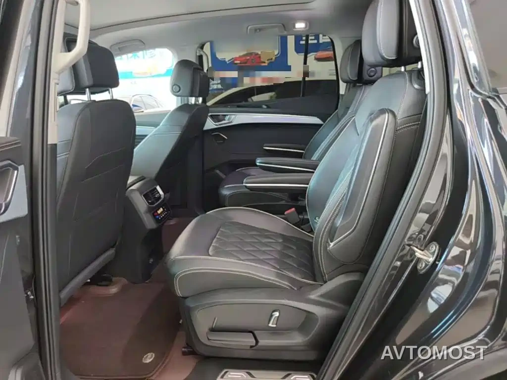 Volkswagen Talagon 2023 Facelift 380TSI 4WD Flagship Victory Edition 6-Seater — фото 11