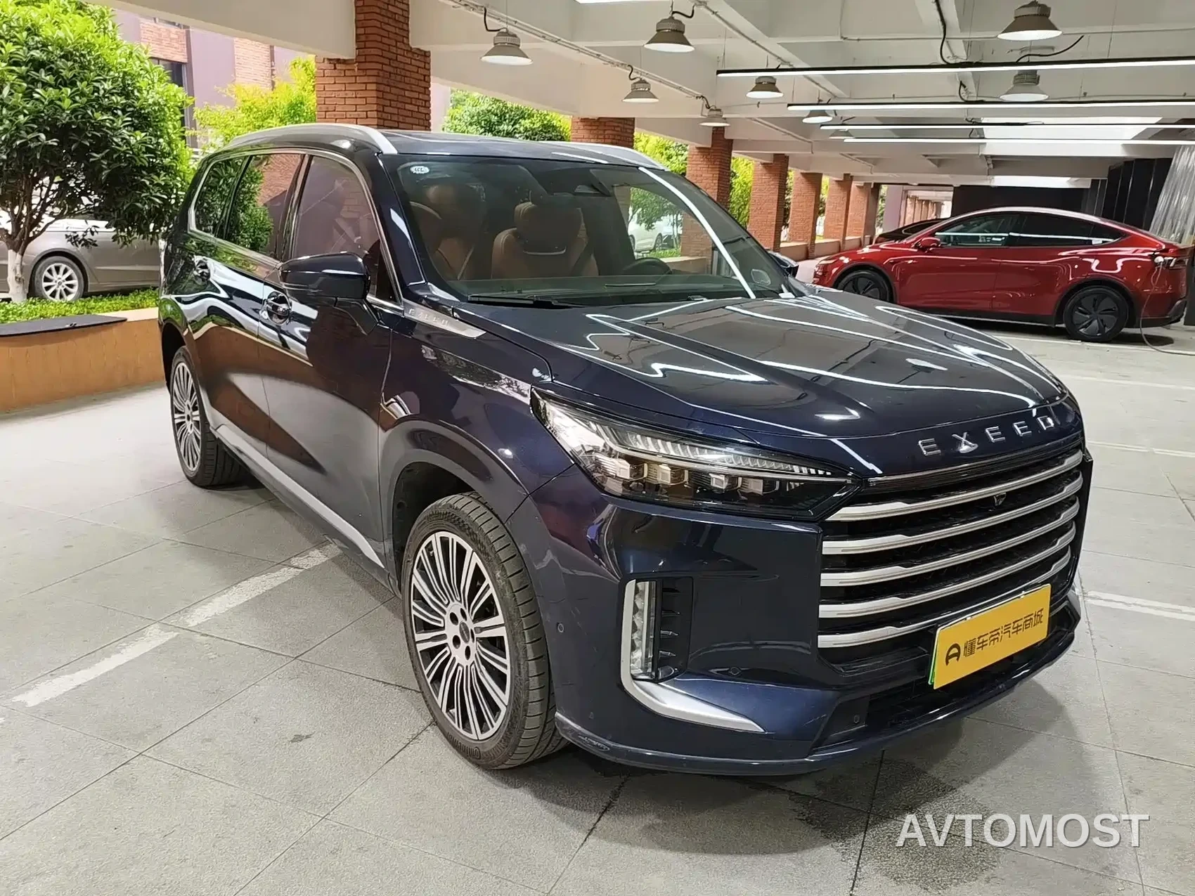 Exeed Landmark C-DM 2025 180 Ultra Long Range Max AWD 6-Seater — фото 6