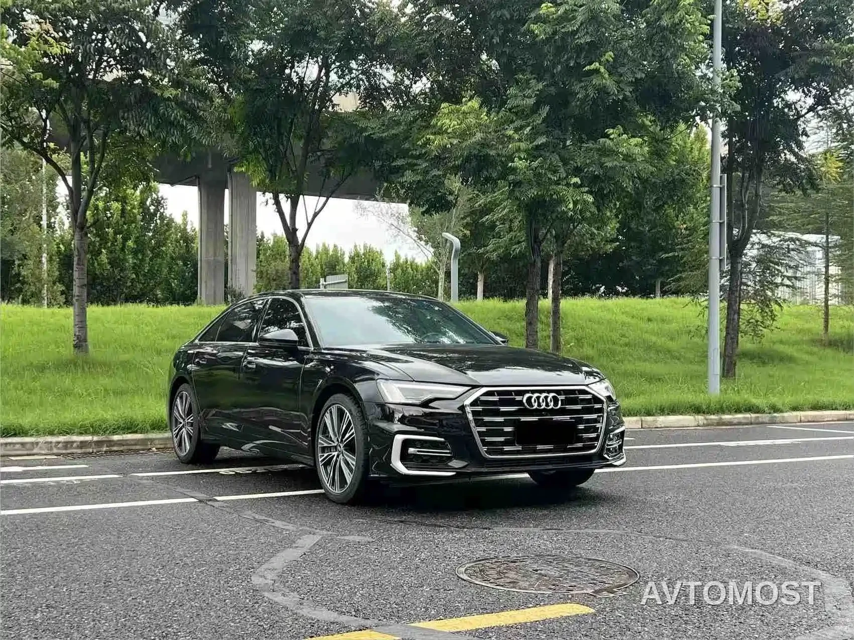 Audi A6L 2024 45 TFSI quattro Premium Dynamic — фото 3