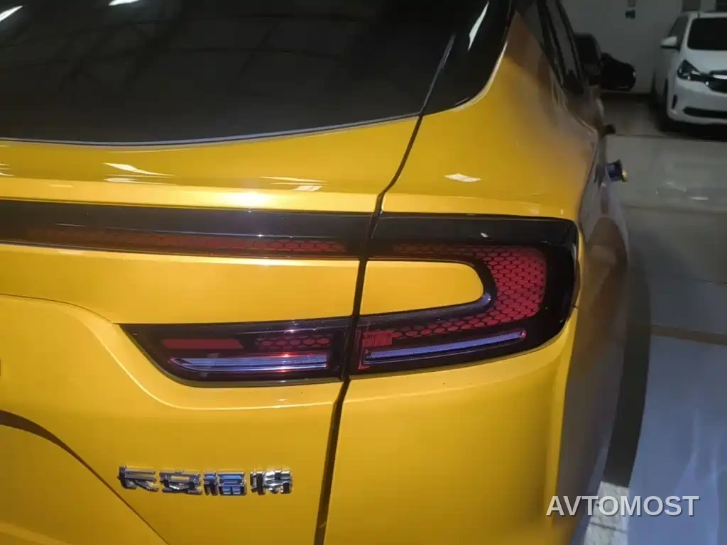 Ford Mondeo 2024 2.0T E-Hybrid Sport ST-Line — фото 6