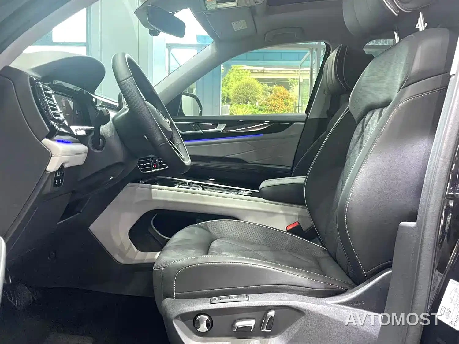 Volkswagen Teramont 2024 380TSI 4WD Dragon Soar Edition — фото 2