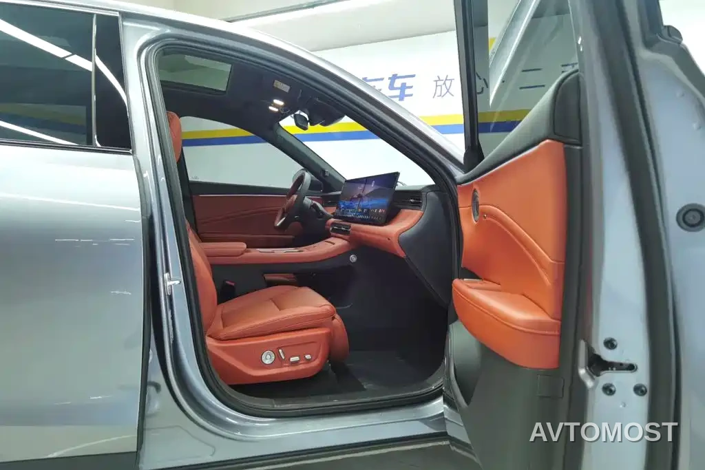Hongqi HS6 PHEV 2025 High-end Model — фото 7