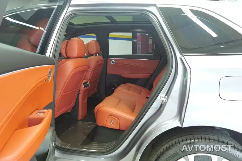 Hongqi HS6 PHEV 2025 High-end Model — фото 10