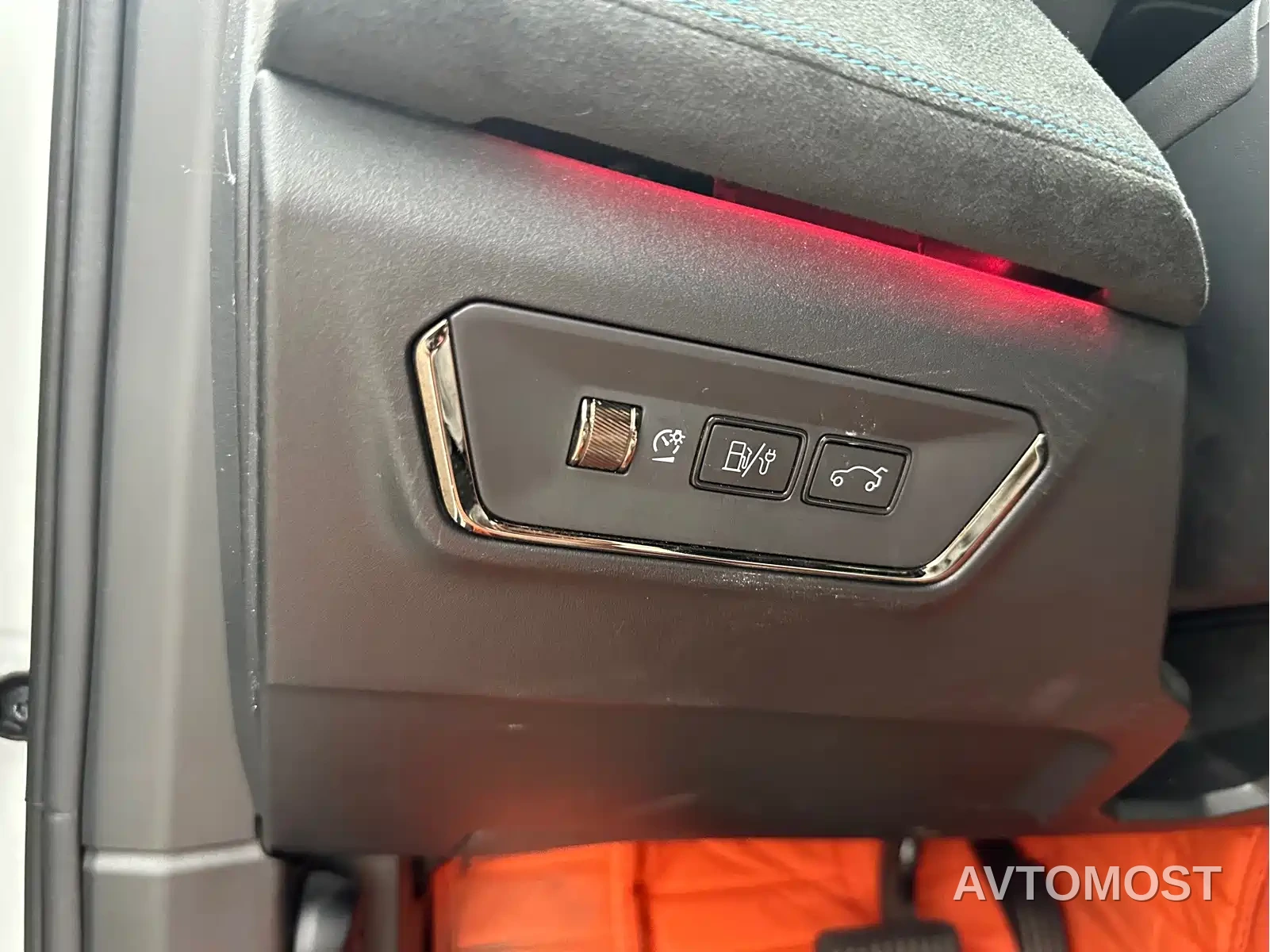 Lynk & Co 05 EM-P 2021 1.5TD PHEV HALO — фото 13